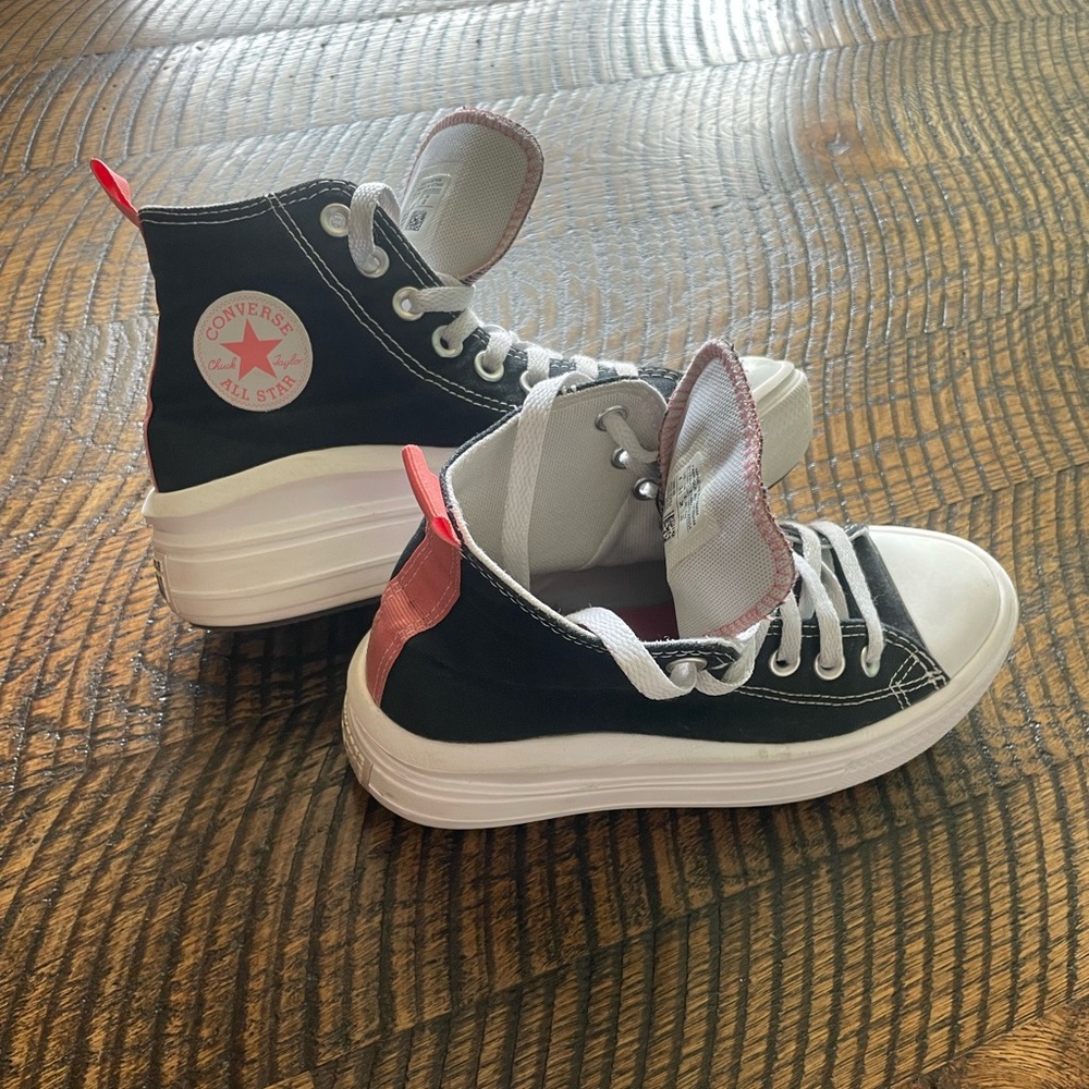GUC — Platform converse — kids size 4Y — black